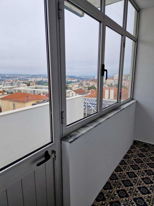 Arrenda-se - T 1 - Avenida Doutor Dias da Silva