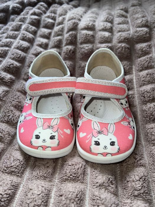 Літне дитяче взуття