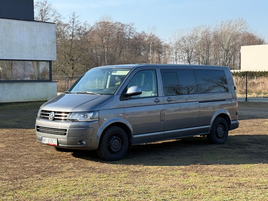 Volkswagen Caravelle Volkswagen Caravelle T5.1 4Motion – 9 os prywatnie