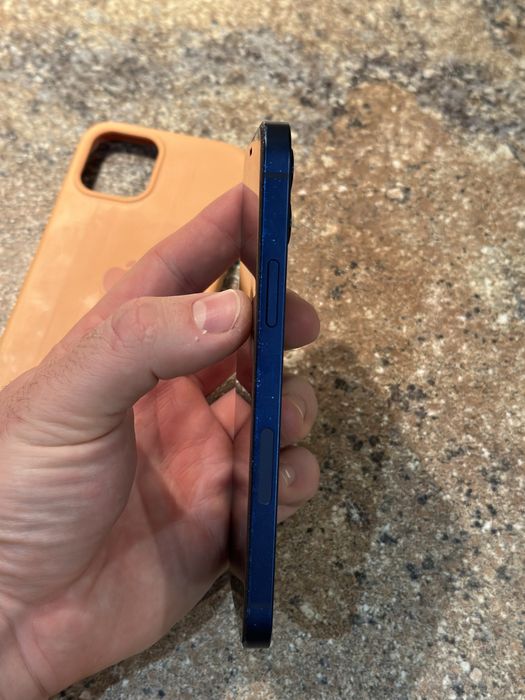 Продам iphone 12 64 синій айфон 12