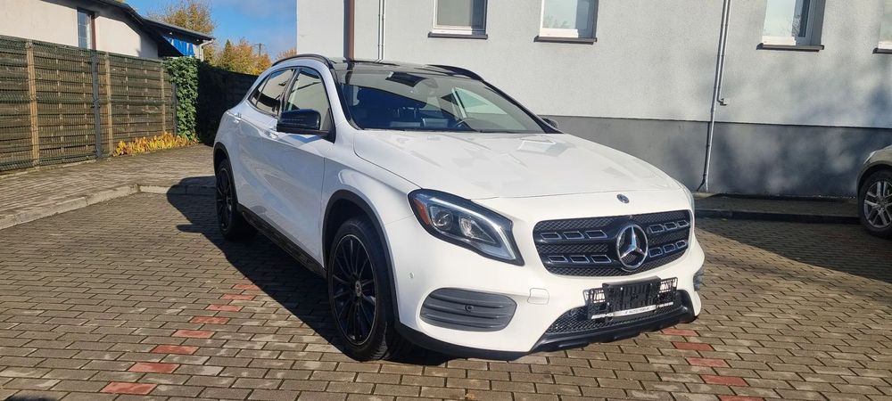 Mercedes-Benz GLA Faktura,Panorama Dach,Kamery 360,Ambiente,4X4Matic,Serwisowany,Idealny