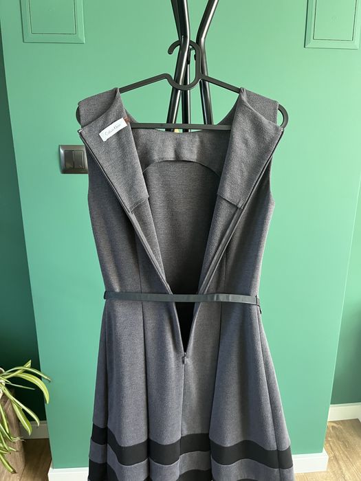 Sukienka Calvin Klein elegancka biurowa (bez paska)