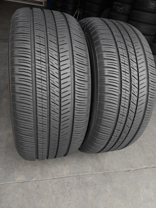 2шт R17 235 50 всесезонні шини Yokohama YK740GTX з американського авто в доброму стані 24-й рік.