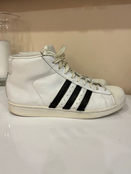 кросівки adidas Superstar Pro Model AQ5217 шкіряні 42/27 оригінал