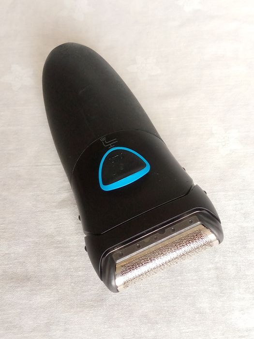 Новая электробритва Braun Series1 тип5728