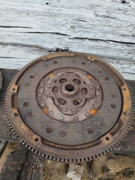 Продам кпп volkswagen caddy 1.9 турбо дизель 2008