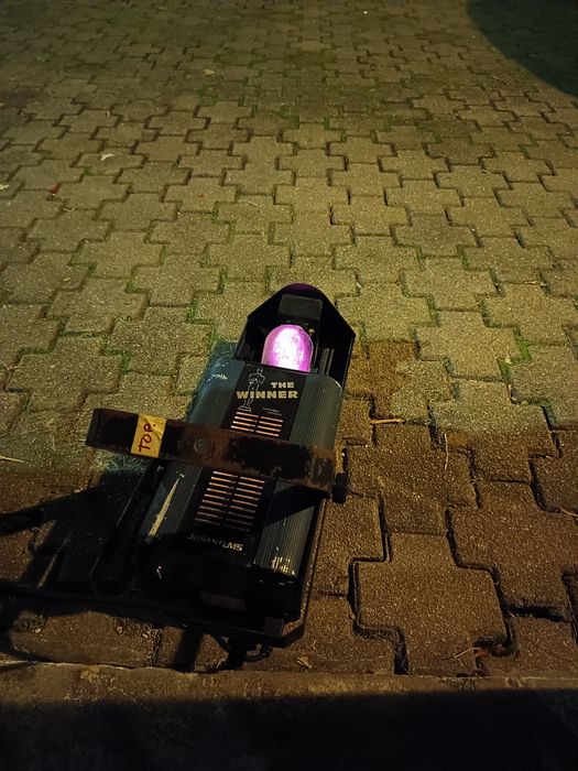 4  projetores de luzes