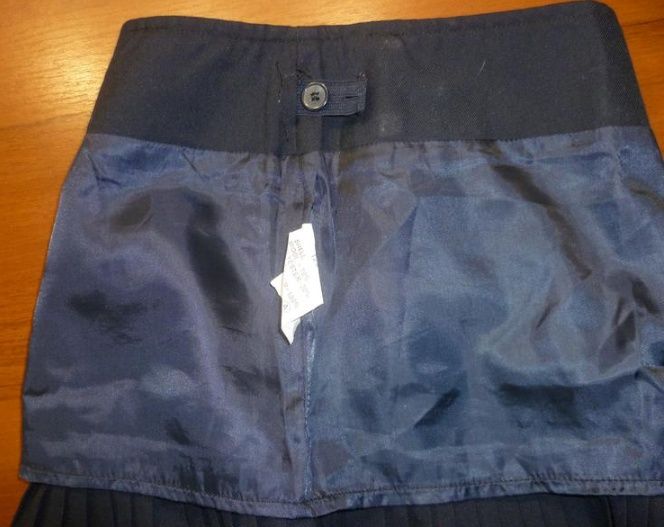 Шкільна спідниця на дівчинку