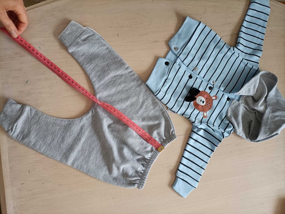 Komplet niemowlęcy 56-62 chłopięcy dres