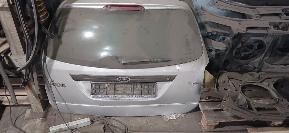 Кришка багажніка Форд фокус 1,
