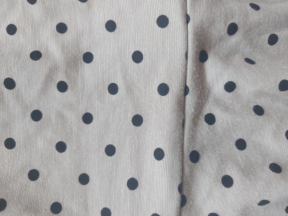 Sukienka damska z baskinką rozmiar M/L