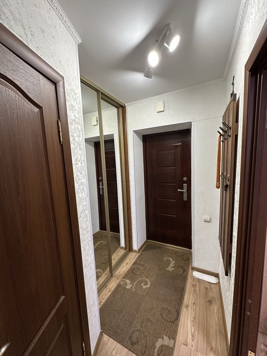 Затишна, тепла квартира , Є ІНТЕРНЕТ БЕЗ СВІТЛА,подобова оренда