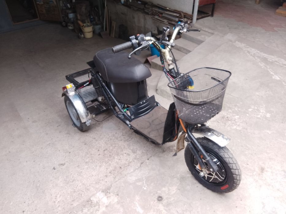 Продам электроскутер.