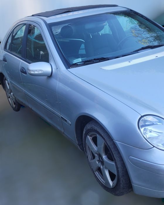 Peças: Mercedes-Benz C220 W203