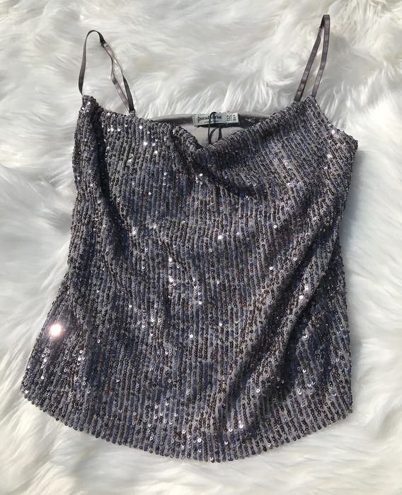 cekinowa koszulka na ramiączkach z metką stradivarius