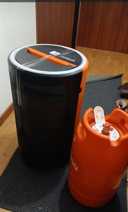 aquecedor a gás Hot Spot+ Pluma  semi-novo –