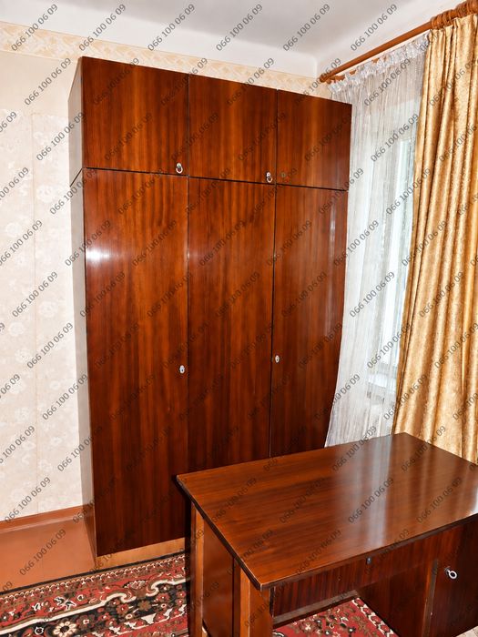Продам частину будинку м. Вишневе вул. Молодіжна, заг. 51,20 м², є гараж та літня кухня