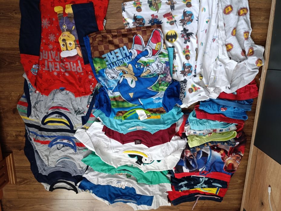 Лот пакет одягу для хлопчика 110-116 футболки реглани