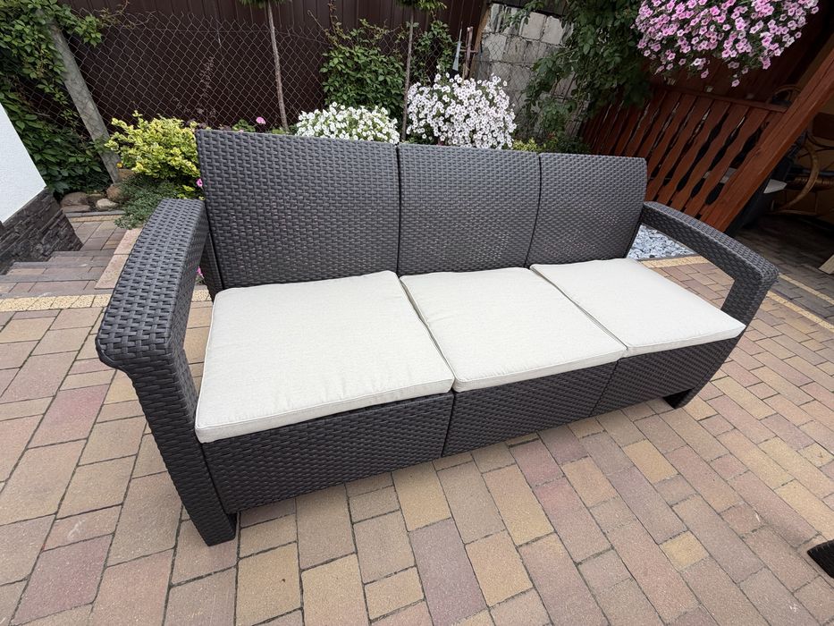 Nowy, elegancki zestaw mebli ogrodowych (Sofa 3-osobowa + Duży stół)