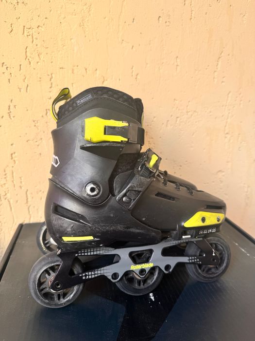 Дитячі ролики Rollerblade - Apex 3wd