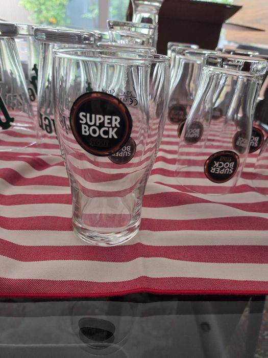 Copos de cerveja oficiais Super Bock Stout