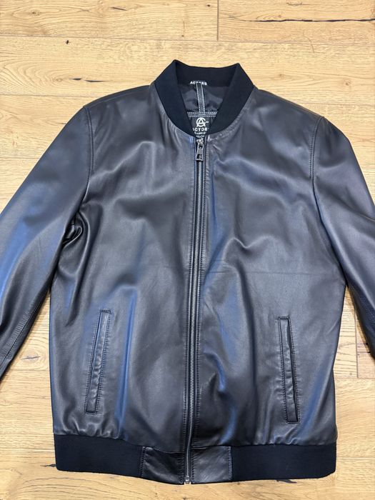Шкіряна куртка Actors. Розмір 52