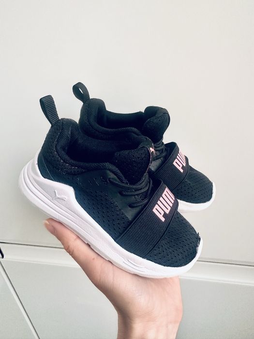 Кросівки Puma. Сандалі 24р. Балетки туфельки пінетки білі