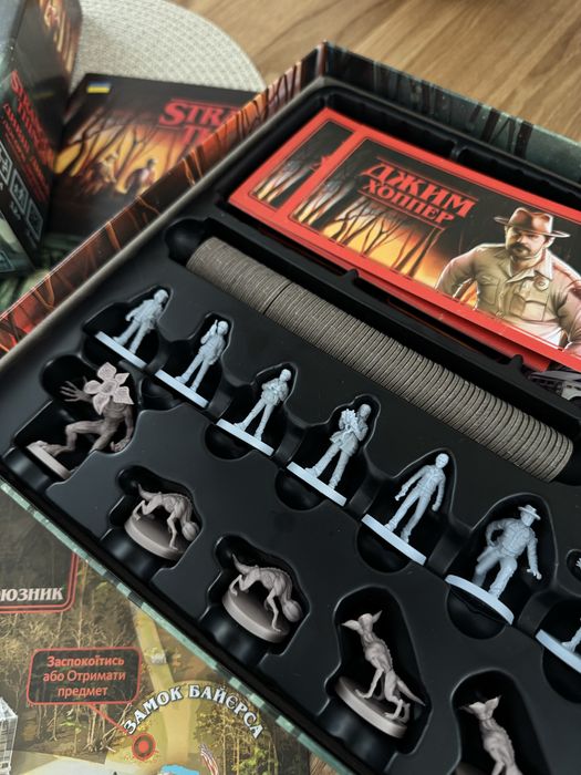 Настільна гра Stranger Things Дивні Дива