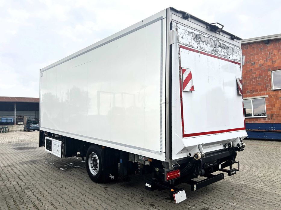 Przyczepa Tandem CHŁODNIA SCHMITZ Winda MBB Carrier SUPRA 850U