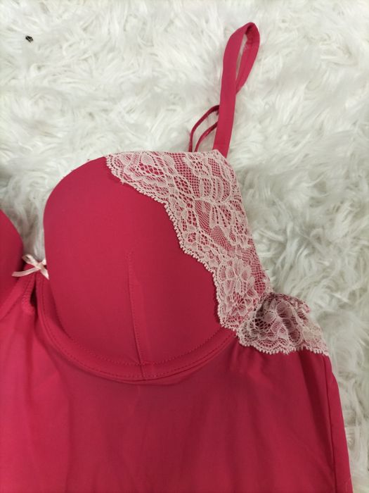 Victoria's Secret Пенюар нічна сорочка 75B/34B