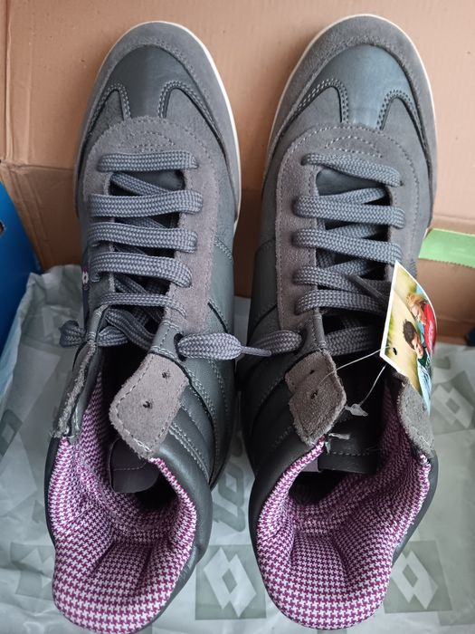 sapatilhas, Tênis bota . Lotto, lonsdale