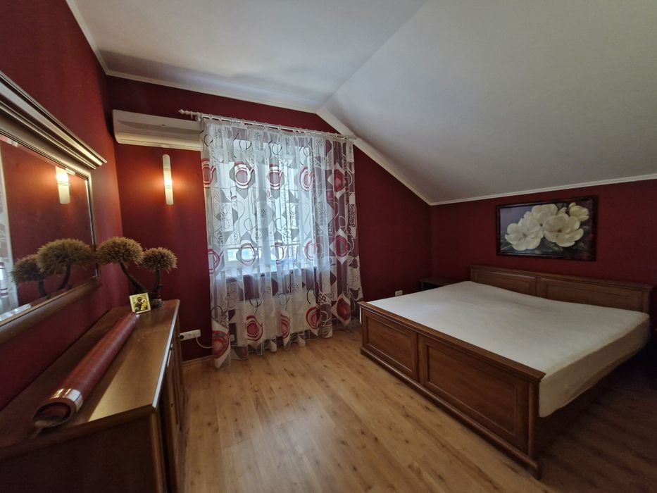Крепкий Дом в  Совеньен