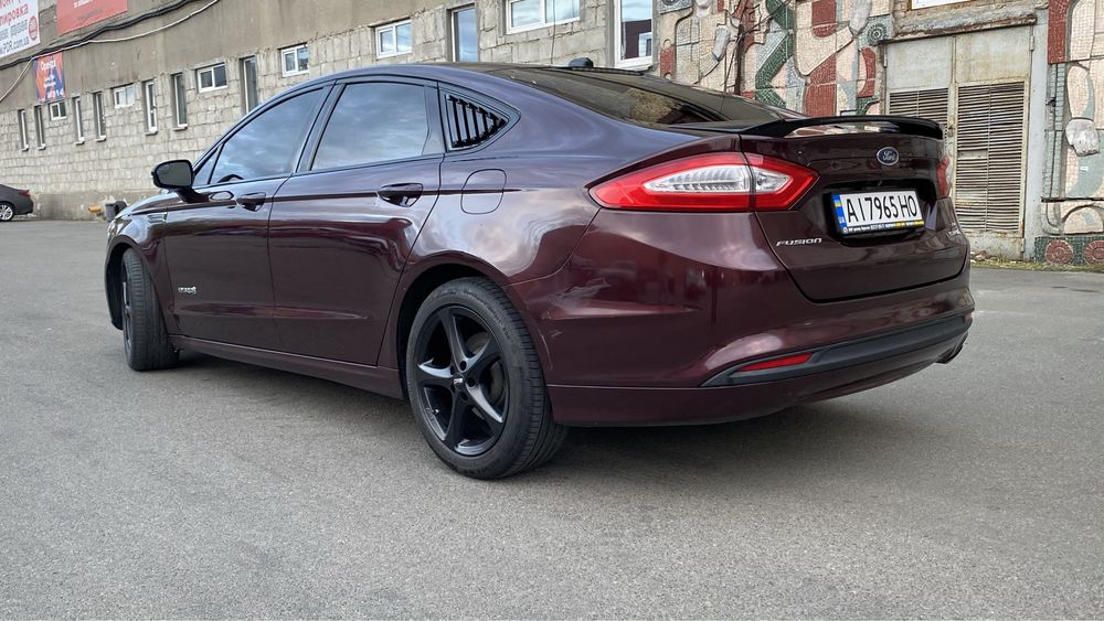 Продам автомобіль Ford Fusion Hybrid 2.0 - гарне і економне авто Форд