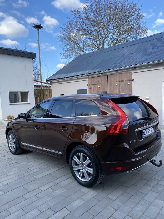Volvo xc 60.  2,4 D  4 x 4