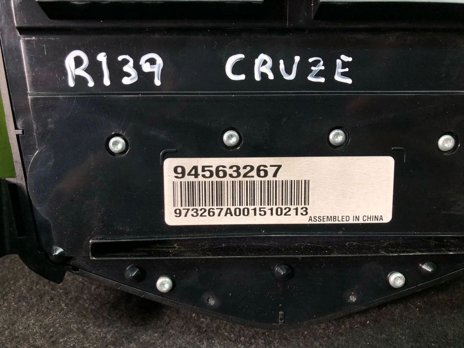 CHEVROLET CRUZE COMANDOS RADIO - R139