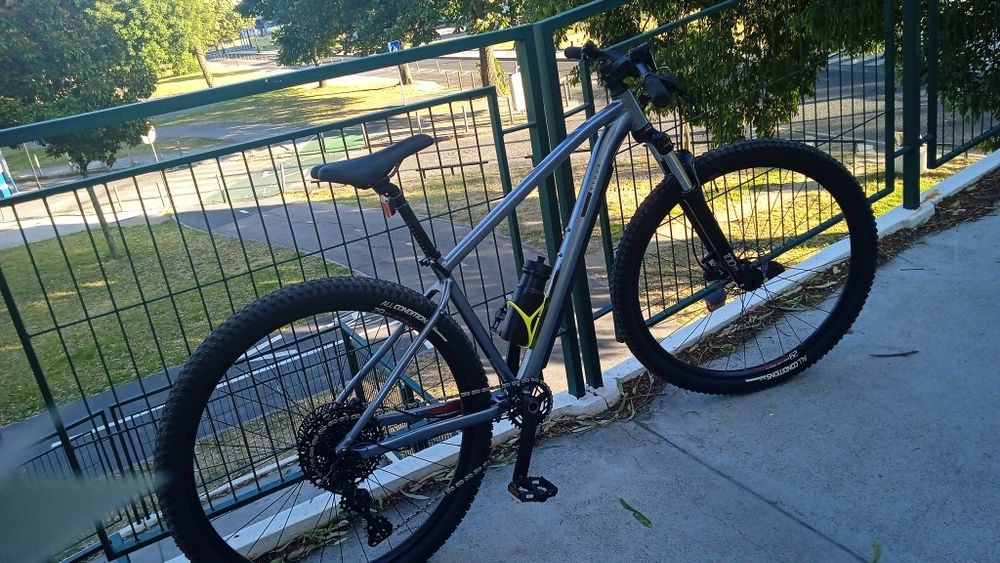 Bicicleta roda 29 nova