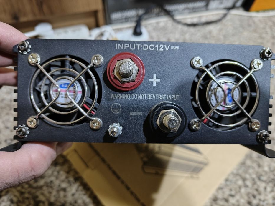 Заголовок: Инвертор Solartronics 12V-230V 1500W/3000W (Германия)