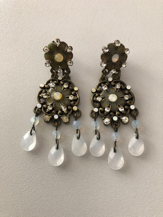 Brincos com strass | Pedra Dura