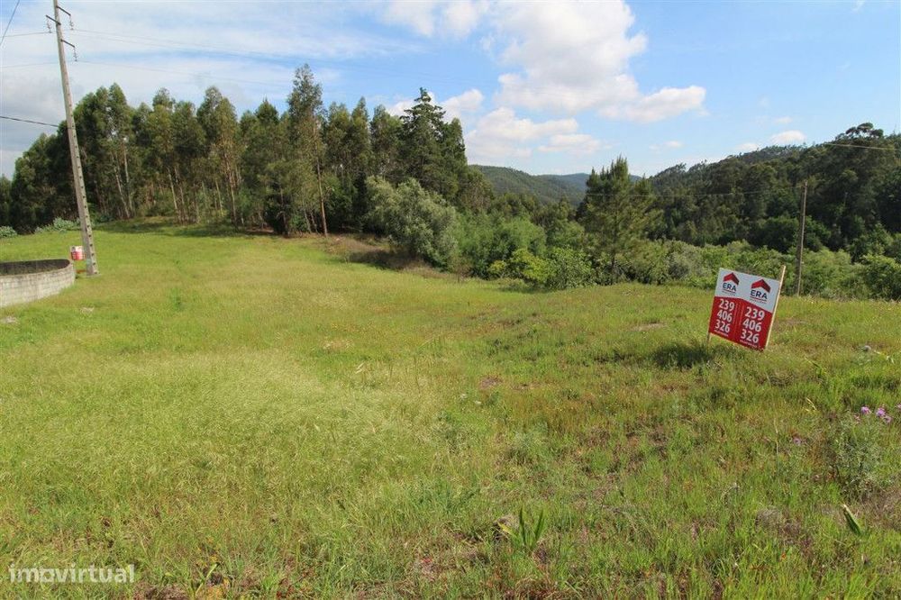 Terreno plano para construção em zona residencial de Brasfemes - Coimb