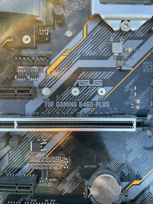 Asus b460 tuf + i3 10100f