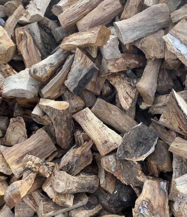 Venda se lenha de Eucalipto e de Sobreiro