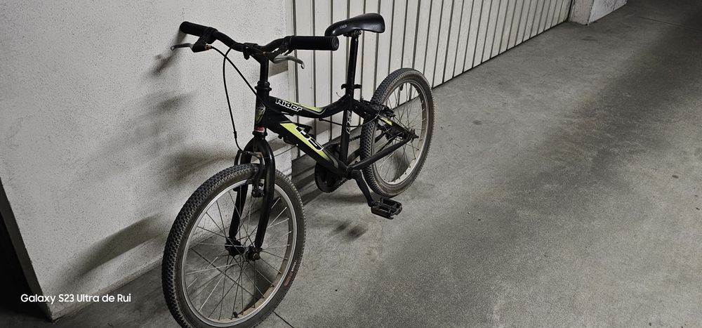 Bicicleta de criança roda 20