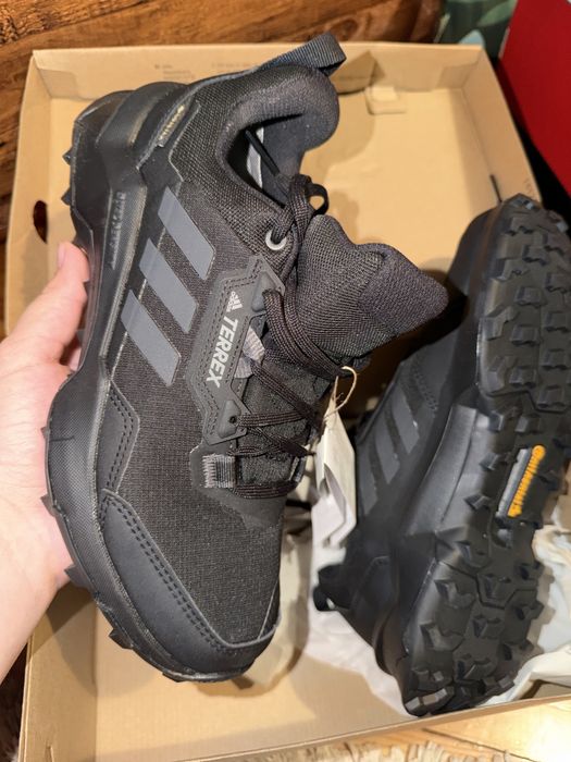 adidas Terrex AX4 GTX