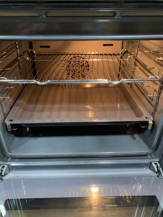 Forno BOSCH com funçao PIZZA