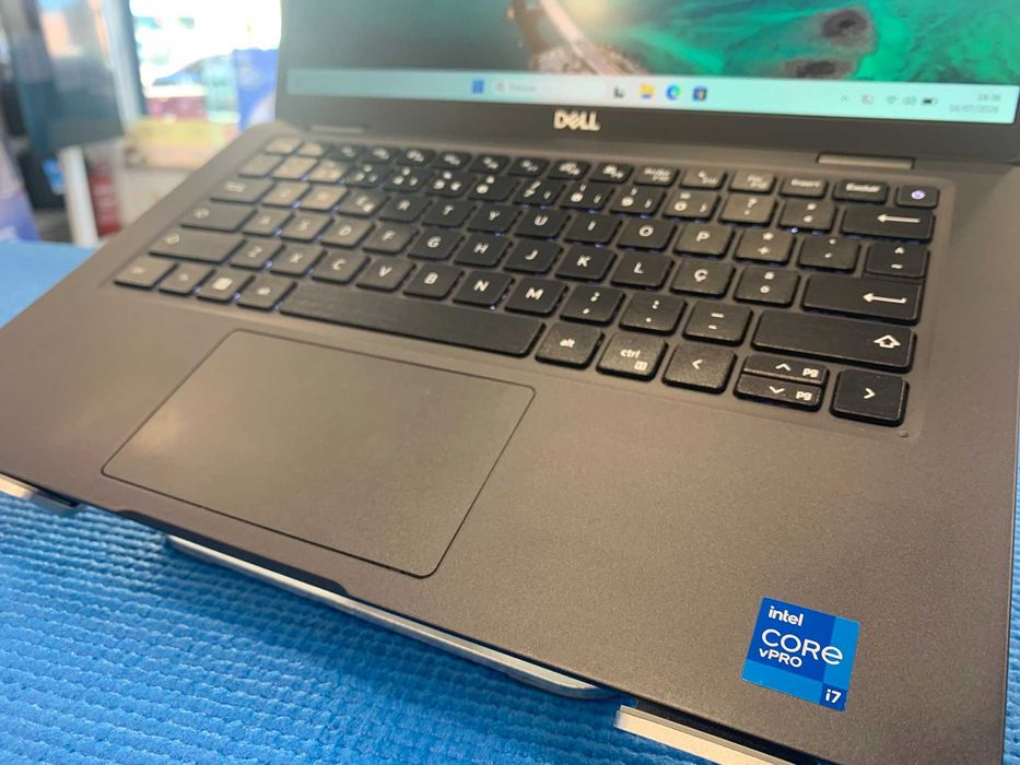 Dell Latitude 7320 | i7-1185G7 | 16GB RAM | 256GB NVMe | Ecrã Tátil | W11 Pro | Loja Física e Web Site