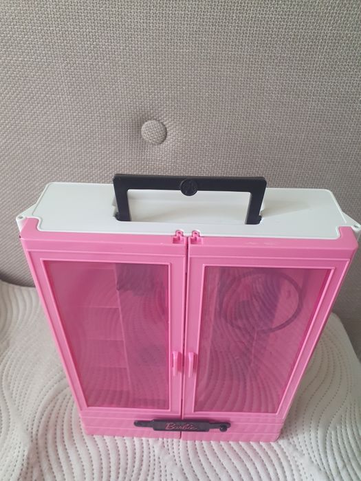 Шафа для речей ляльки Барбі гардероб шкаф