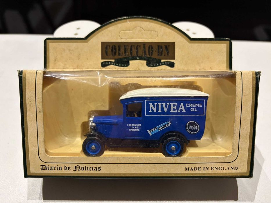 Coleção Diário de Noticias de miniaturas Automóveis - Escala 1/64