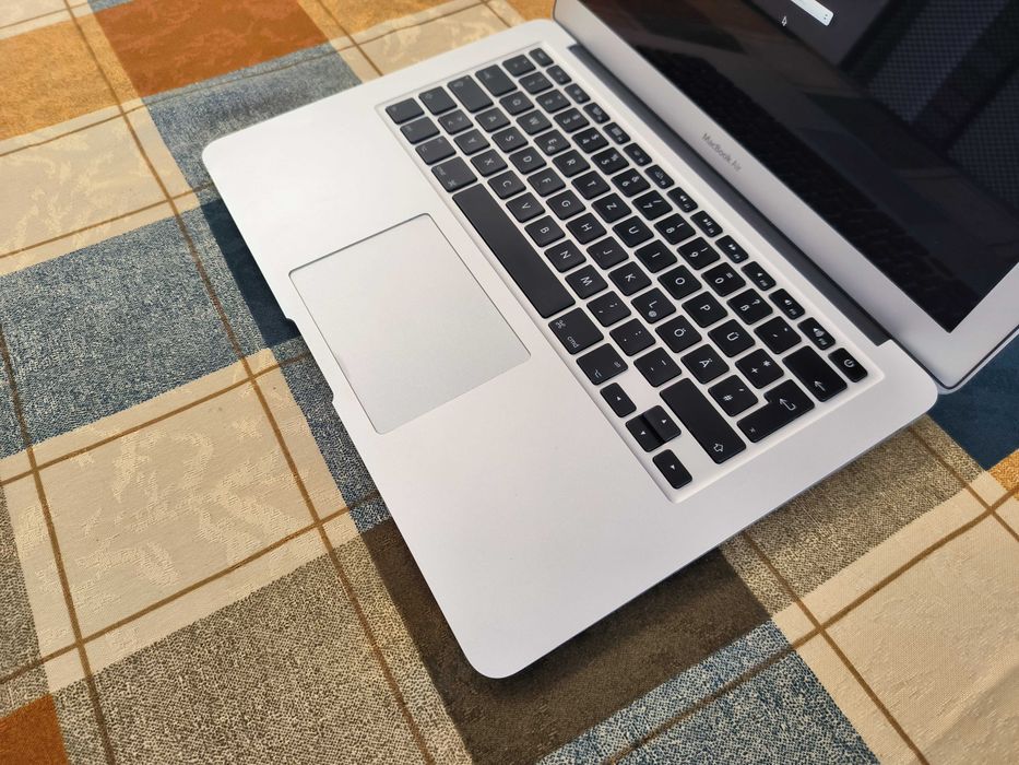 Conjunto Apple MacBook Air + Apple MacBook Pro