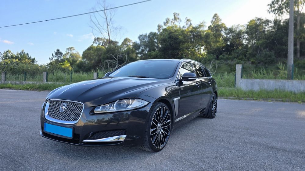 Jaguar XF 2.2 automática motor PSA baixo valor de manutenção