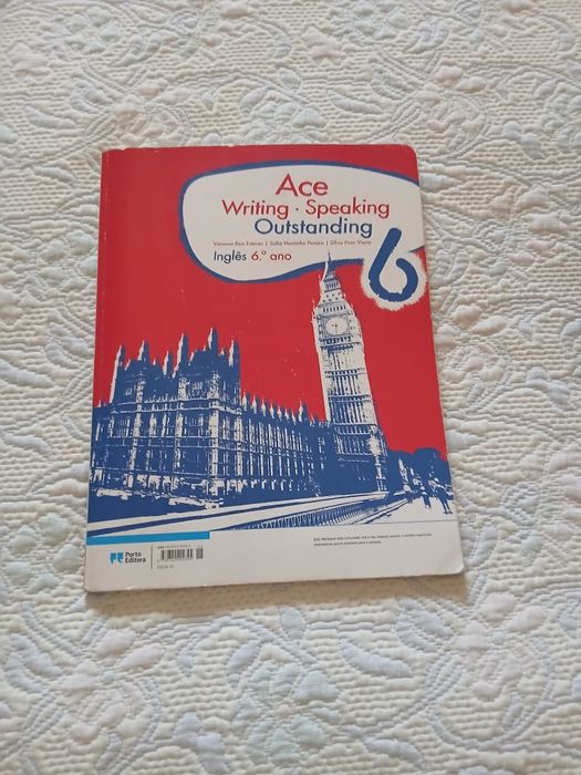 Workbook Outstanding 6 - Inglês 6.º Ano (Porto Editora)
